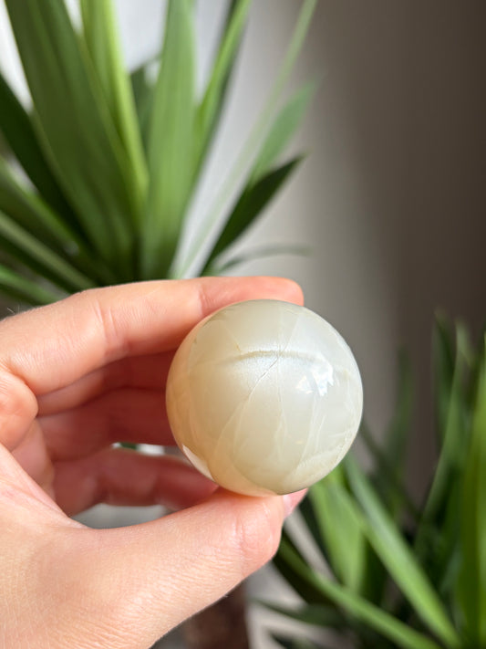 35mm Moonstone Sphere