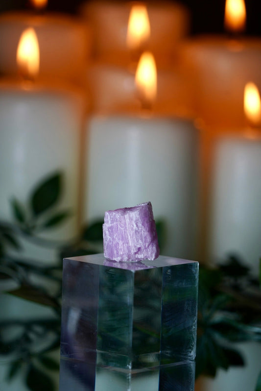 1st Grade Raw Kunzite