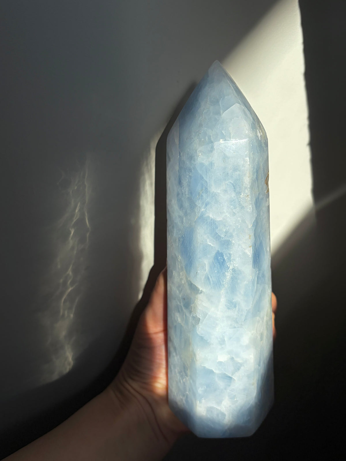 2kg Blue Calcite Tower