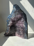 4.7kg Chalcedony x Amethyst Church