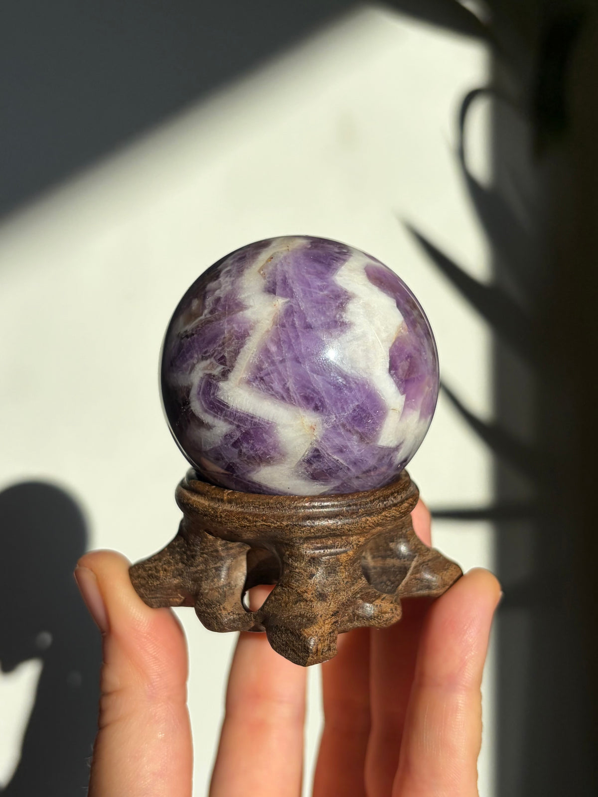 45mm Chevron Amethyst with stand